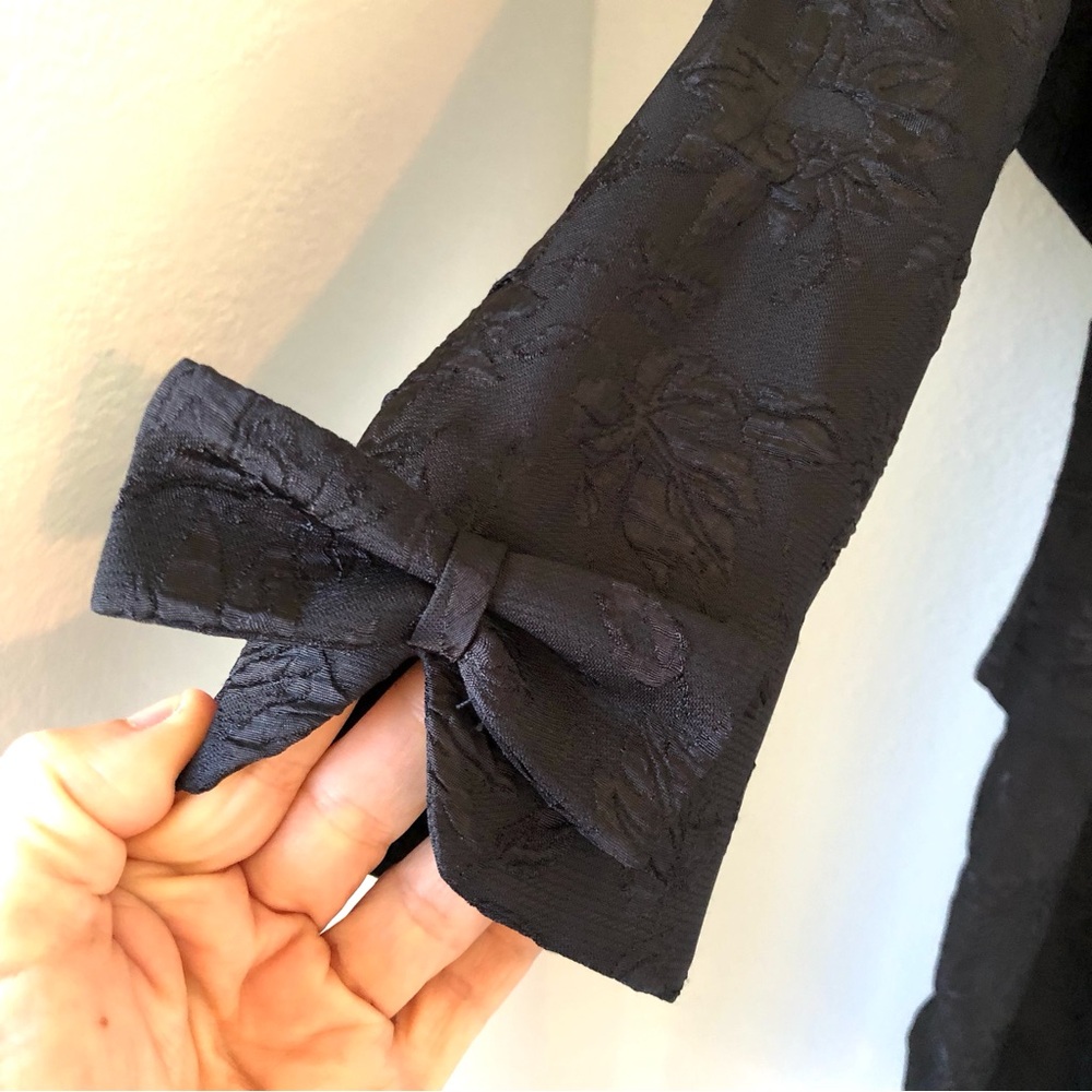 Vintage Karin Stevens Petites 2 Piece Jacquard Dress Suit Black 12P Bow Cuff - Picture 8 of 17